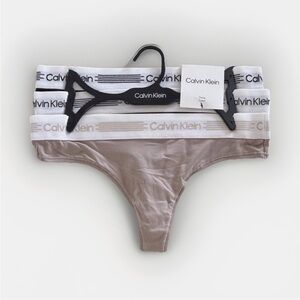 Calvin Klein Black and Beige Thong Set